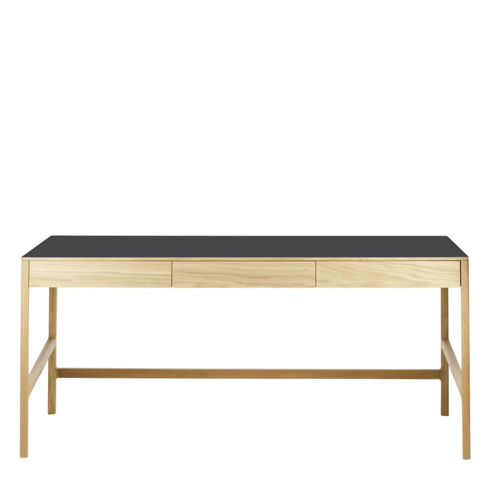 Best Sale Domus 3-Drawer Desk Oak In Stock | Desks