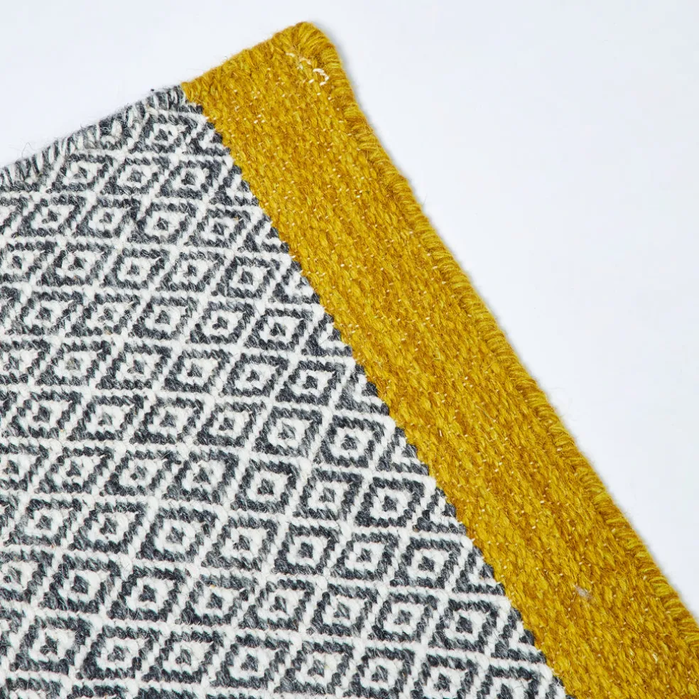 Store Mini Diamond Kilim Rug Charcoal & Pollen 200 x 300cm Rugs
