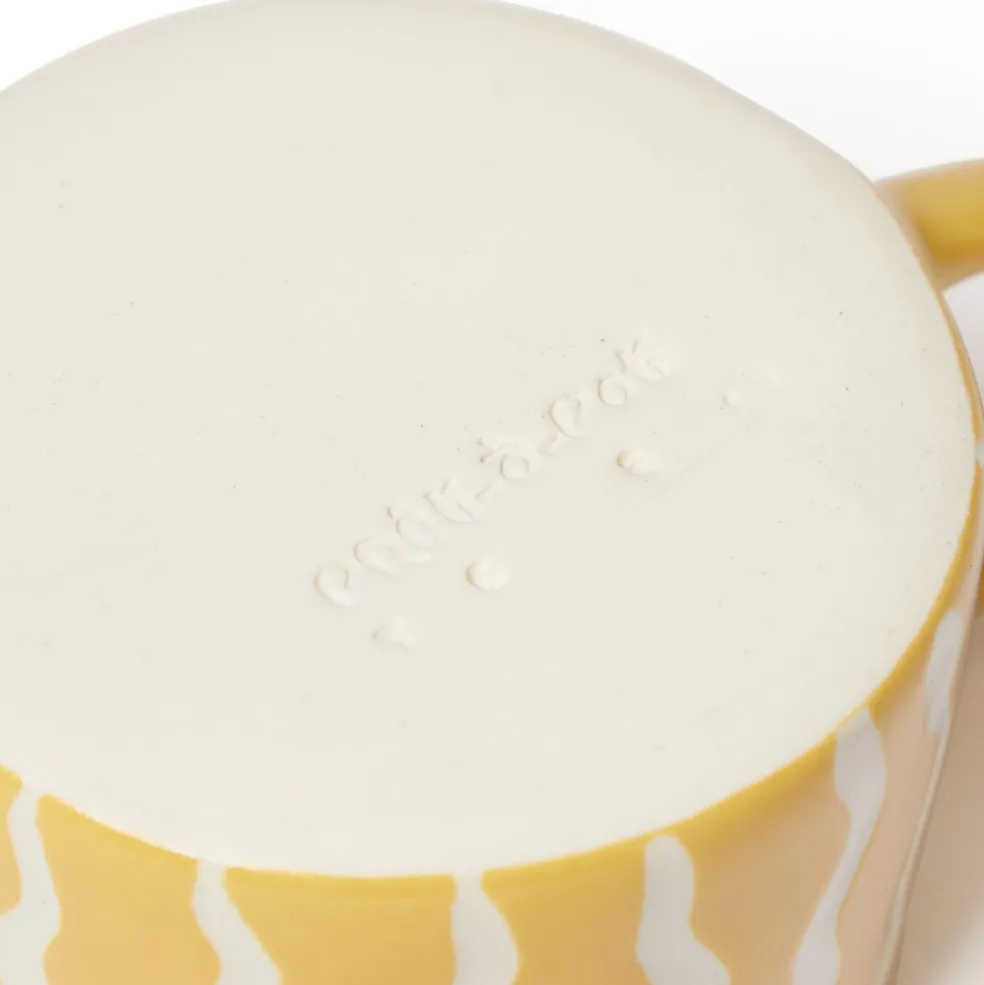 Hot Wiggle Mug Primrose Mugs, Cups & Jugs | Gifts Under £50